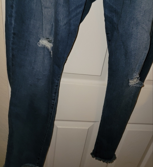 7Seven Jeans - Picture 2 of 10
